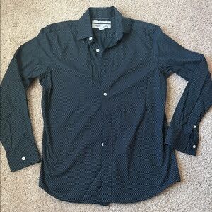 Old Navy Men’s slim fit button down, size small